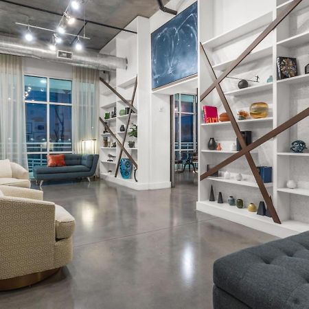Modern 2 Bed Getaway Steps From Tropicana Field St. Petersburg Exterior foto