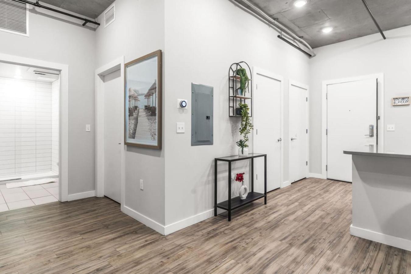 Modern 2 Bed Getaway Steps From Tropicana Field St. Petersburg Exterior foto